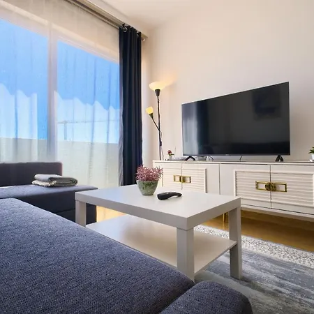 1207 By Newinn Apartment Antalya